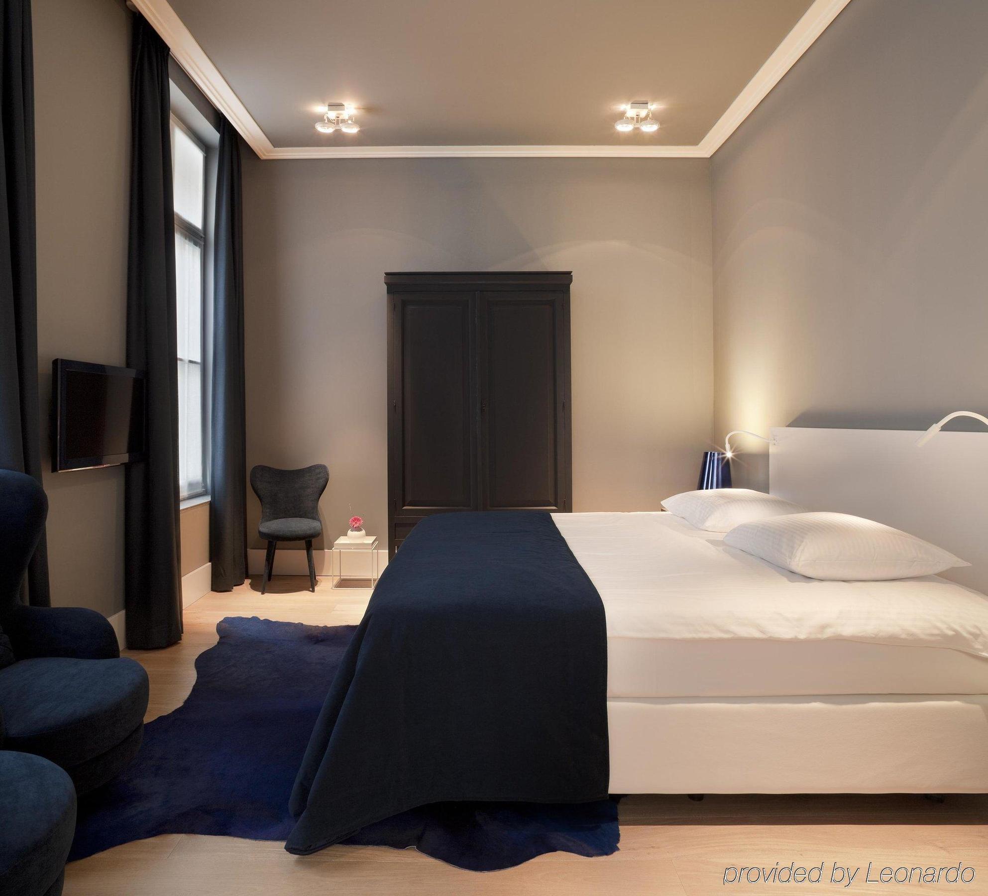 Het Arresthuis Roermond Room photo A room at the hotel